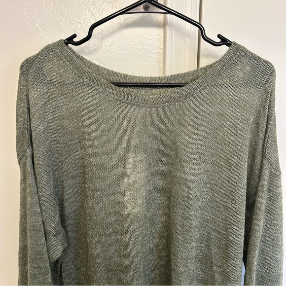 NWT BDG Urban Outfitters Green Knit Sweater Lightweight Women’s Medium - Picture 2 of 11